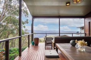 Spacious Retreat with Breathtaking Views